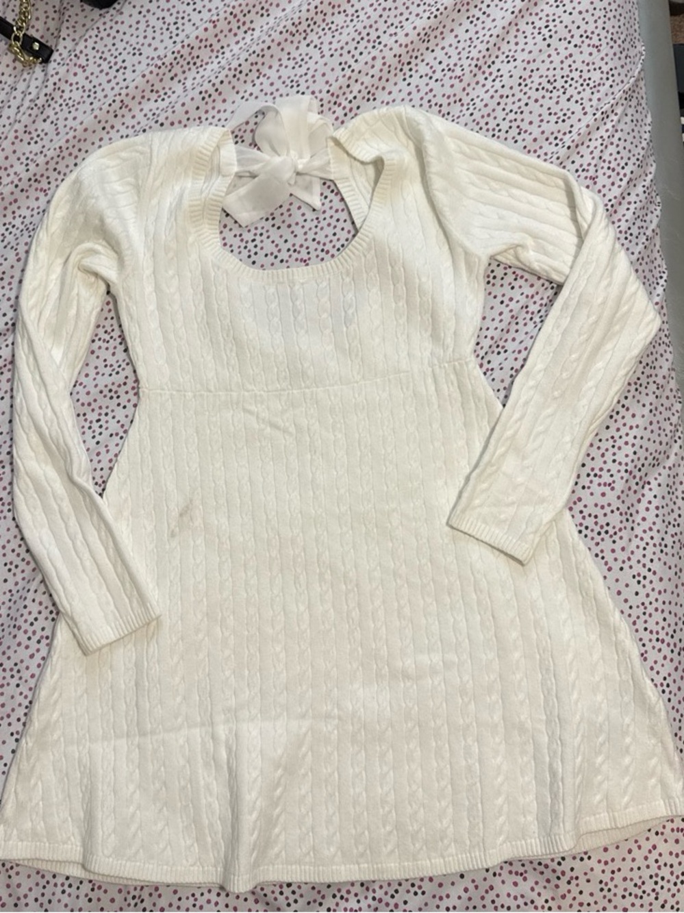 Hollister Cream Cable-Knit Tie-Back Long Sleeve Dress